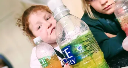 Cubs making a lava lamp